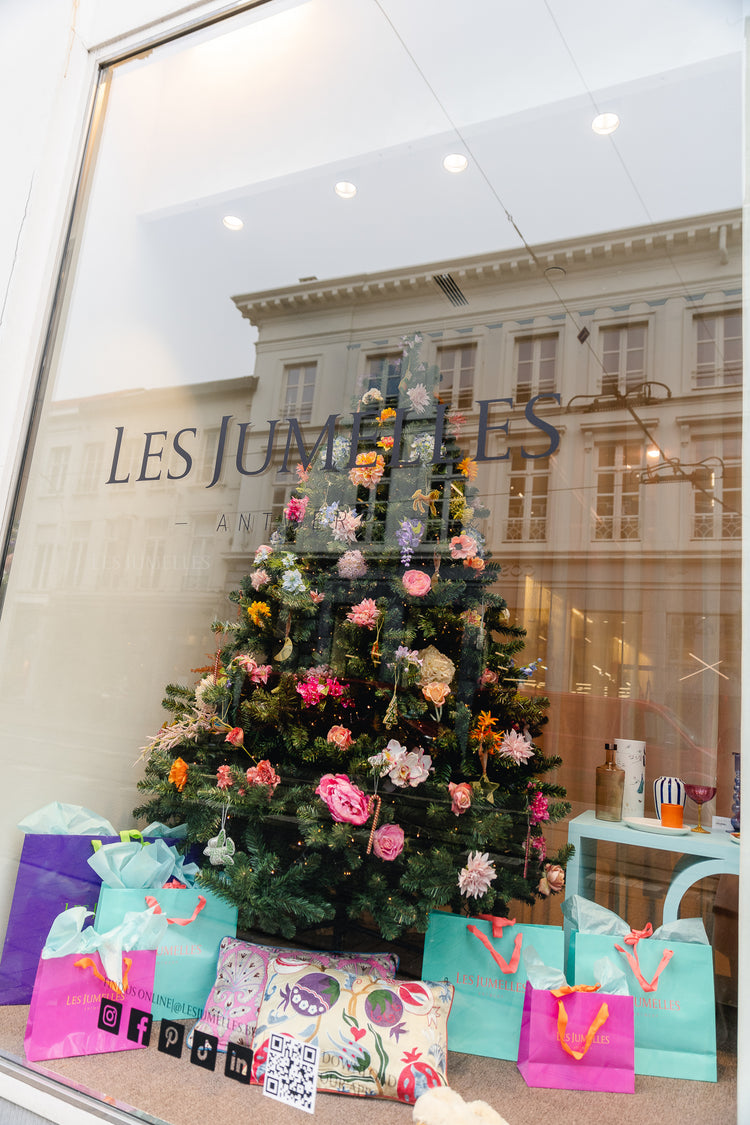 Les Jumelles gift guide