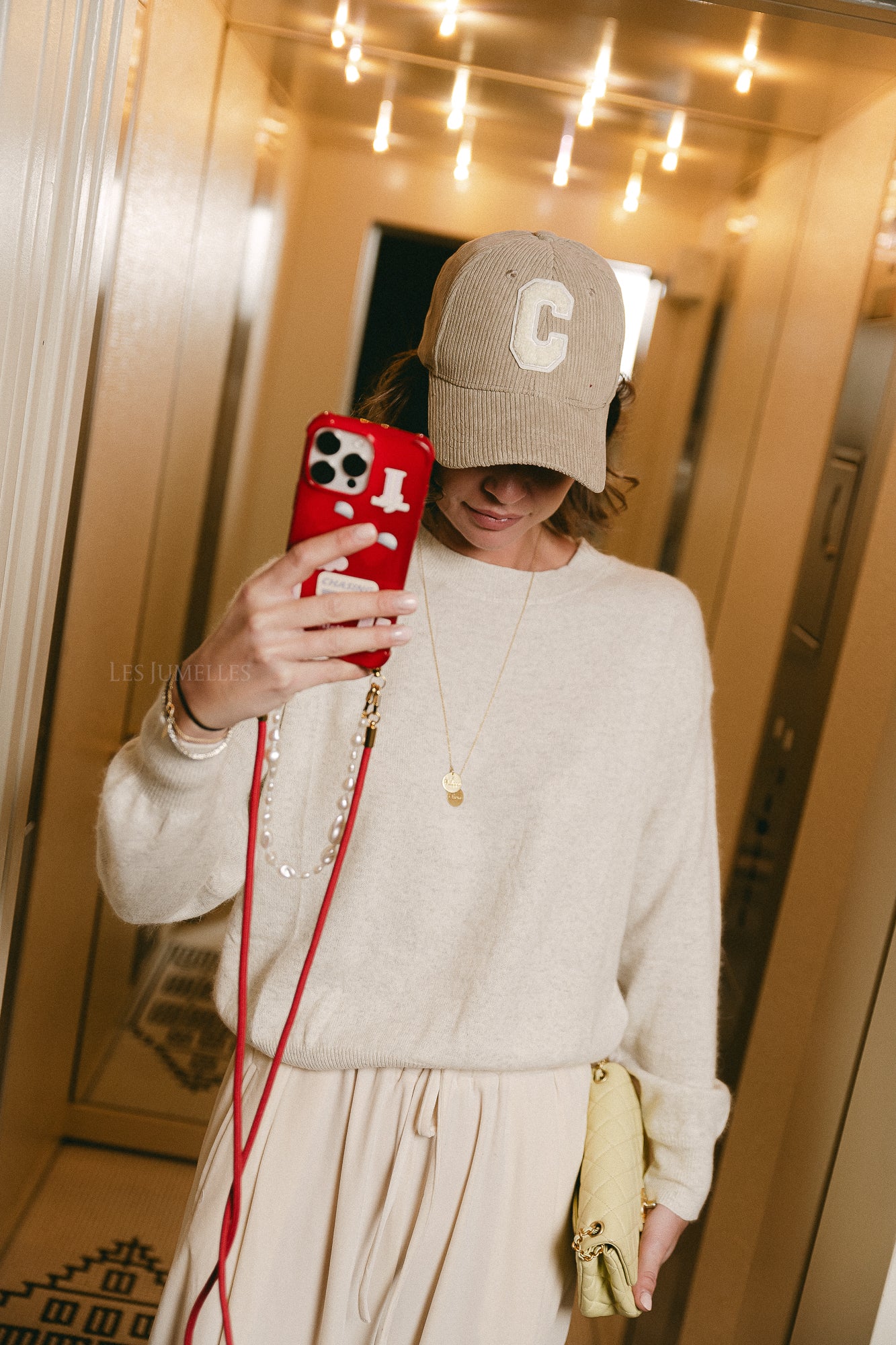 Casquette 'C' en velours beige