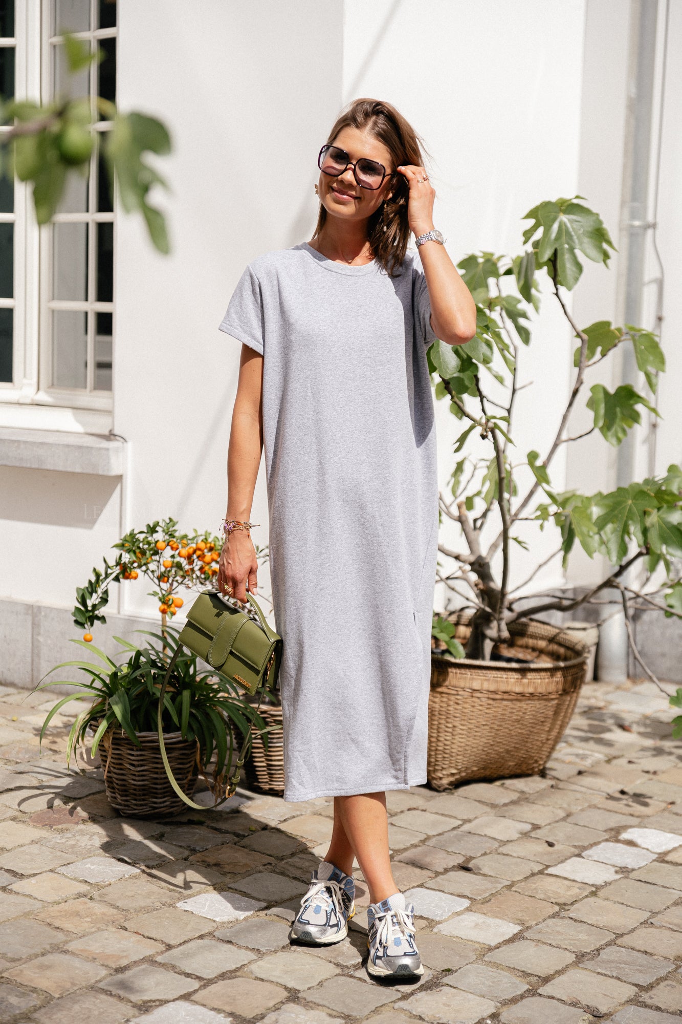 Daphne t-shirt dress grey