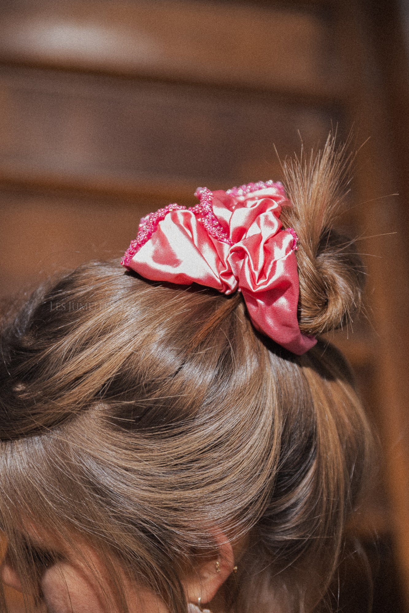 Luster bead scrunchie desert rose