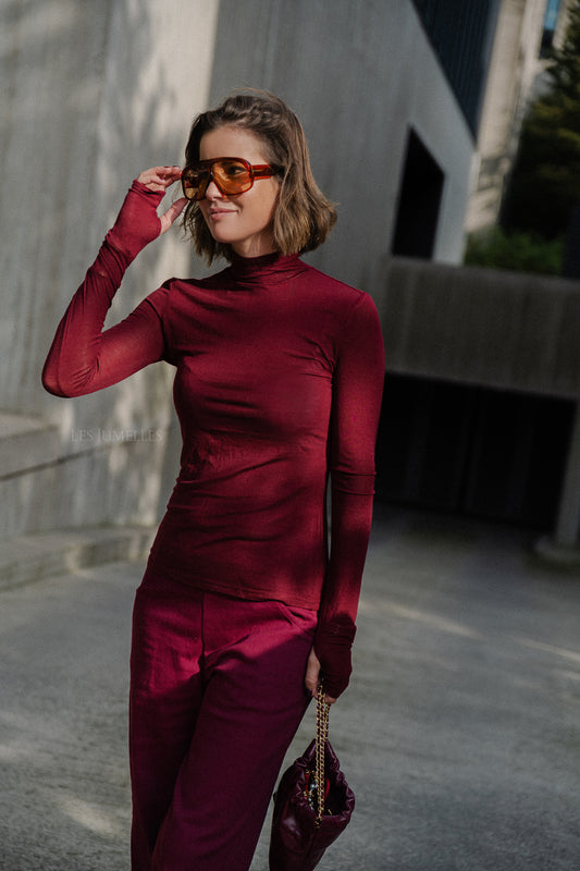 Les Jumelles Michelle rollneck top burgundy